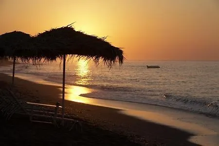 Anemos Lounge Hotel