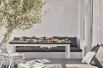 מלון Anemos Lounge 4*