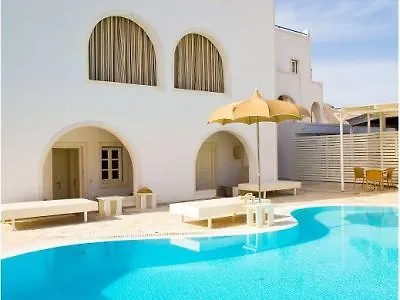 Anemos Lounge פריסה