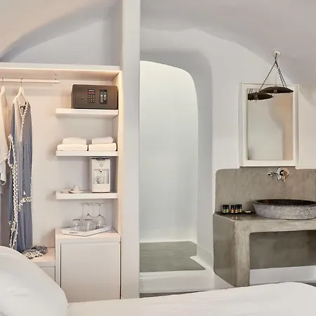 Anemos Lounge 4* Perissa (Santorini)